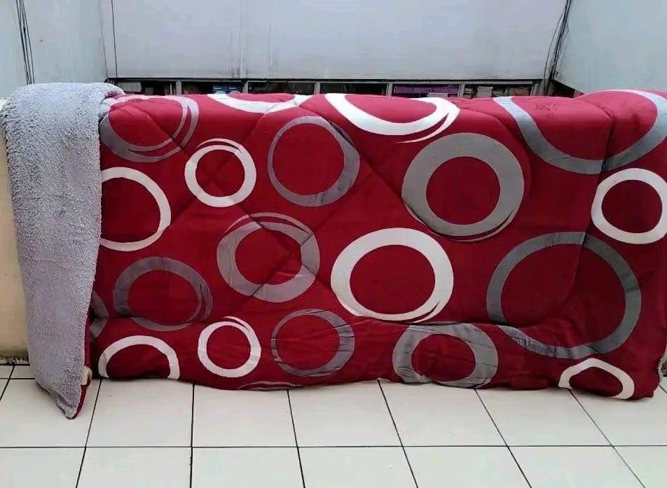 Warm Woolen Duvets - Image 4