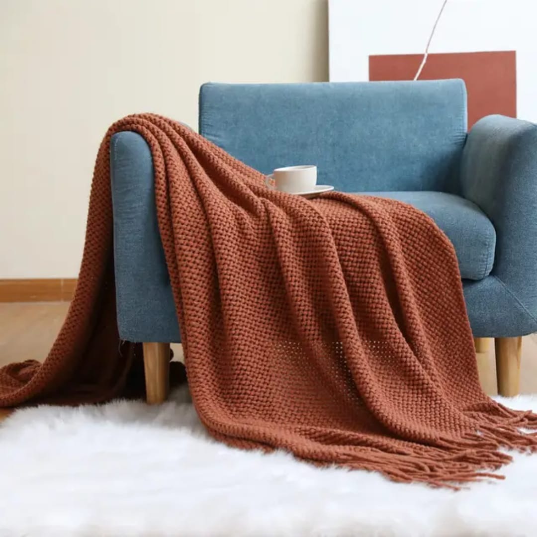 Knitted Tassel Throw Blankets 130 x180cm - Image 4