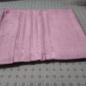 Luxury Cotton Bath Towel 90 x 165cm – Soft, Absorbent & Durable