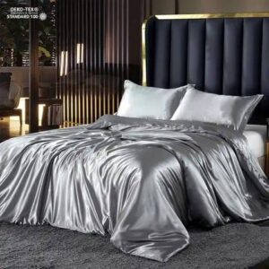 Luxury 100% Mulberry Silk Duvet Cover Set 6x6/6x7 – 4 Piece Premium Silk Bedding Set